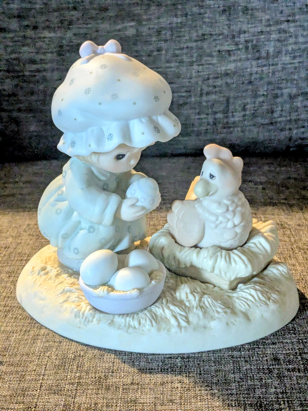 "Eggspecially For You" Charming Precious Moments Porcelain Figurine.